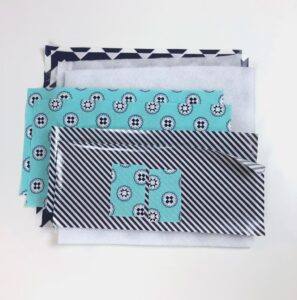 Travel Zipper Pouch Pattern featured by top US sewing blog, Ameroonie Designs